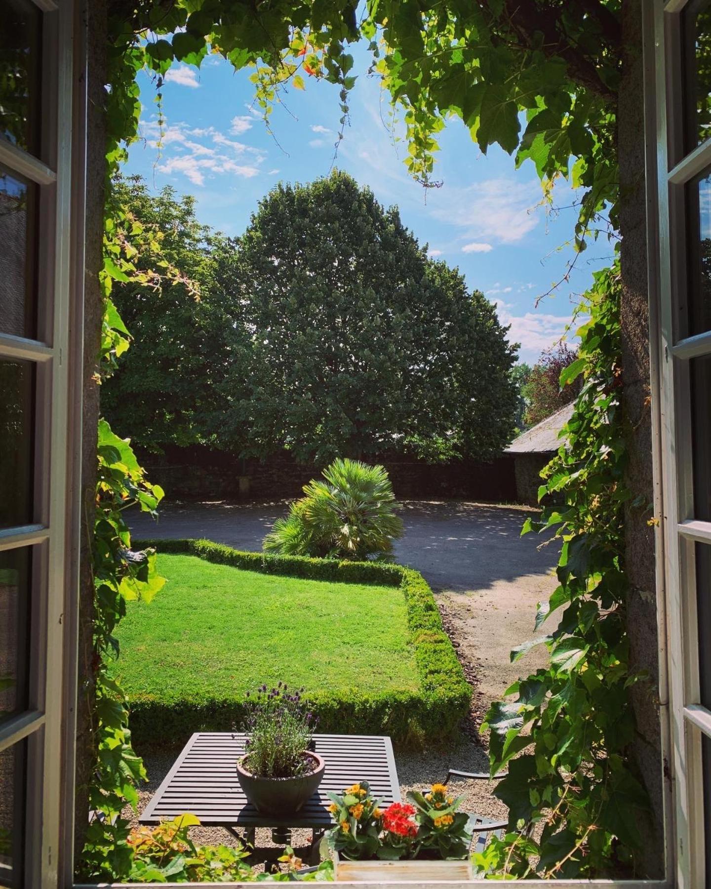 Manoir De La Begaudiere Mont-Dol Номер фото