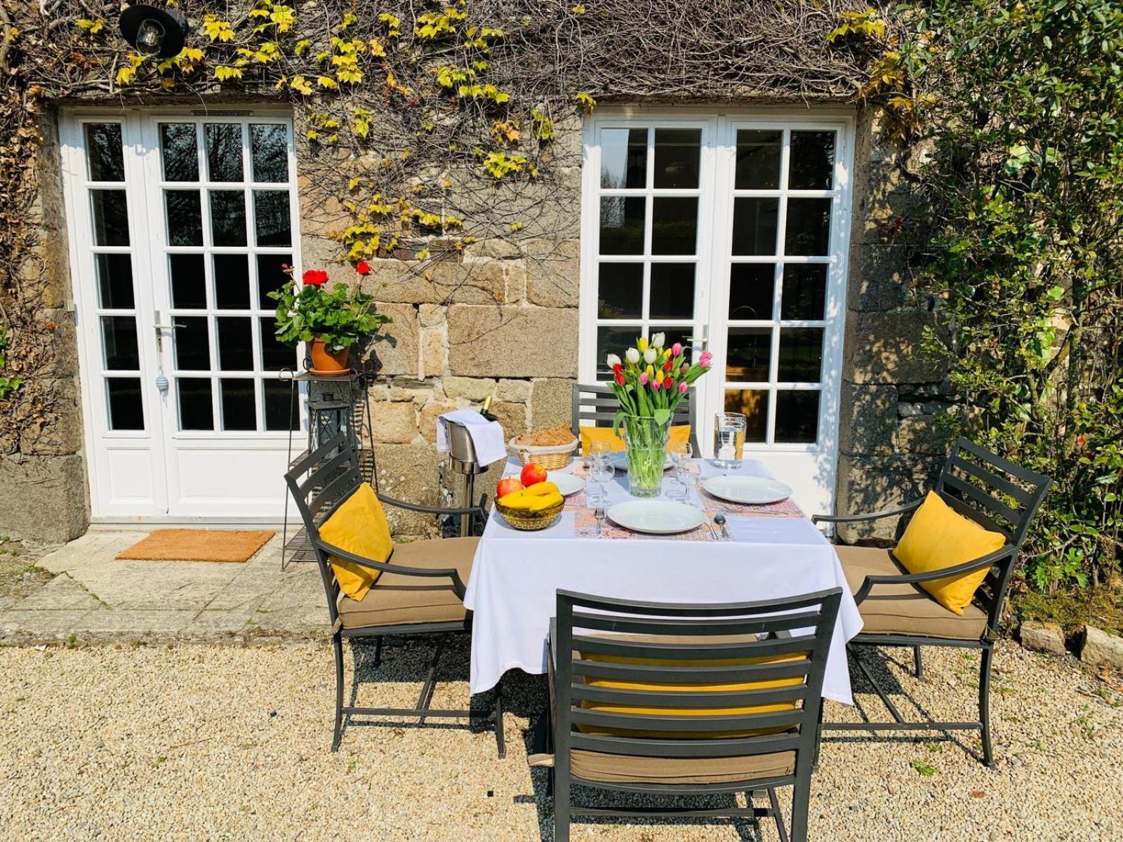 Manoir De La Begaudiere Mont-Dol Номер фото
